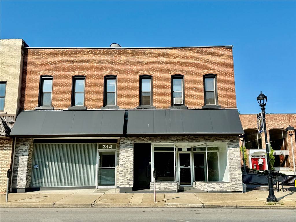 314-316 W Main St, Monongahela, PA 15063