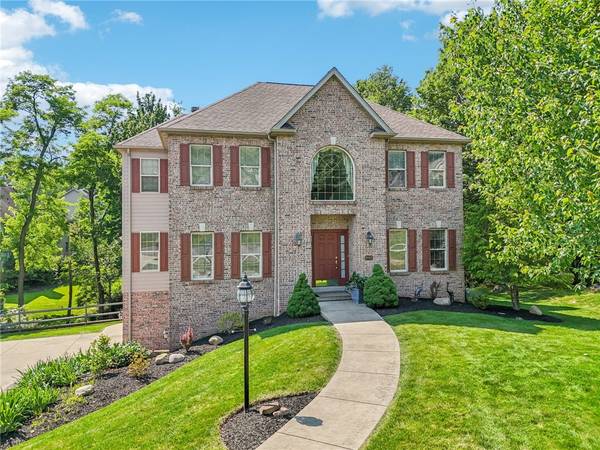 8002 PRESSLEY, Mccandless, PA 15237