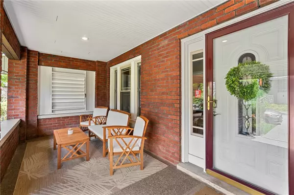 Brookline, PA 15226,811 Bayridge Ave