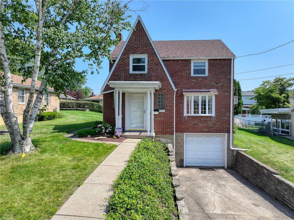1445 Stanley Dr, Penn Hills, PA 15147