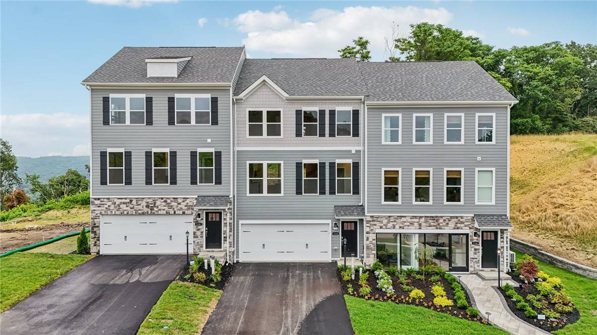 116 River Ridge Drive, Moon/crescent Twp, PA 15108