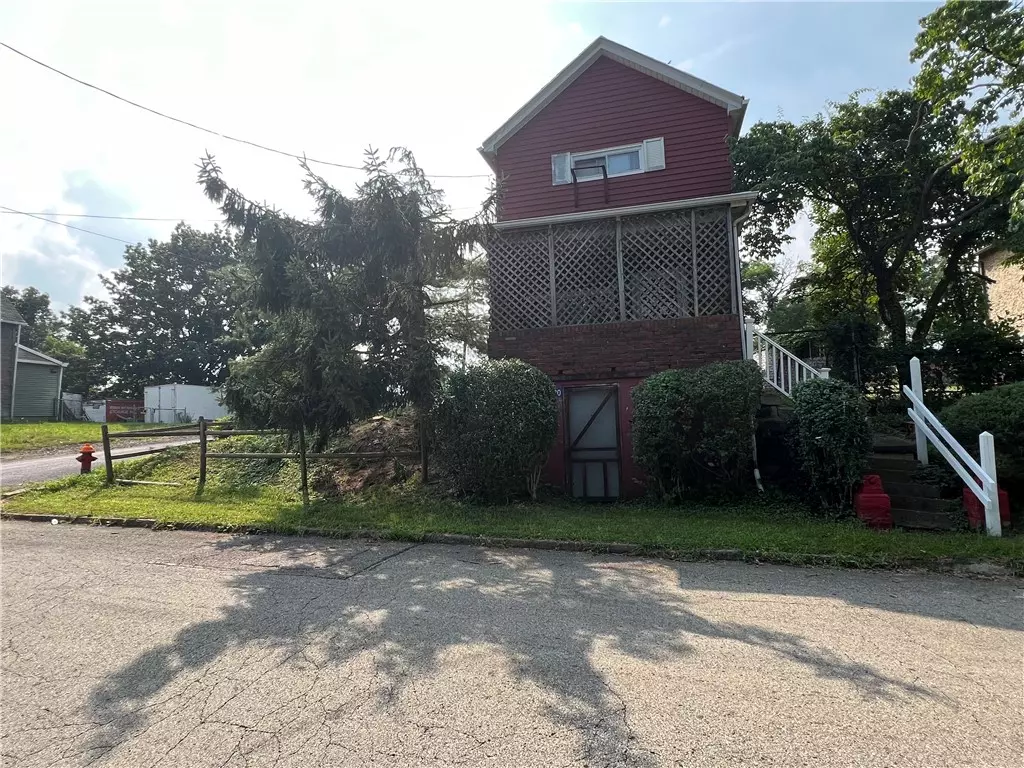 Mckeesport, PA 15132,2220 Cronemeyer St