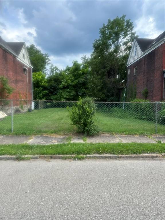 7330 Bennett Street, Homewood Brushton, PA 15208
