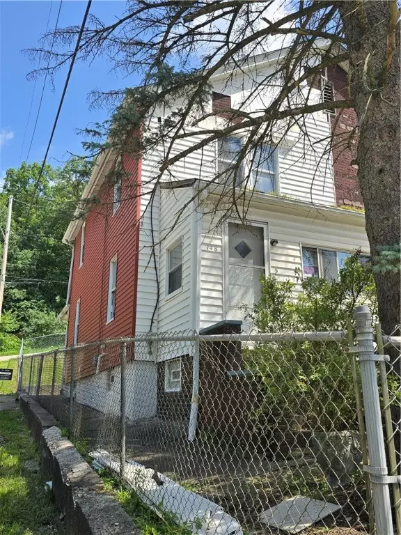 148 Riverview Ave., Aliquippa, PA 15001
