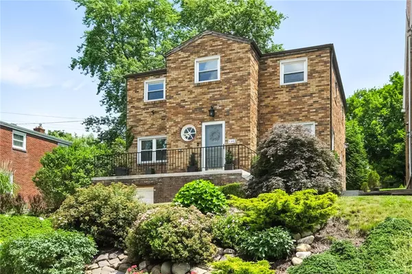 Mt Lebanon, PA 15228,144 Cochran