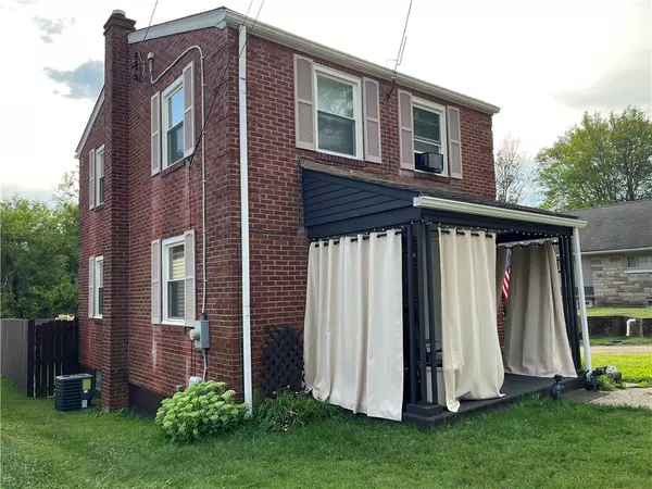 1029 3rd St, Baden, PA 15005