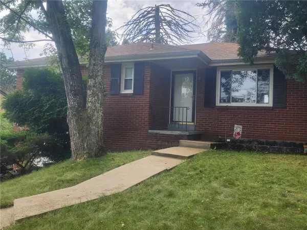 4721 Tomer Dr, Murrysville, PA 15668