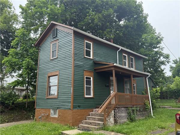 240 2nd Ave, Sharon, PA 16146