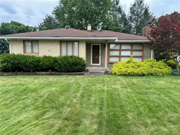 130 Overlook Dr, Brighton Twp, PA 15009