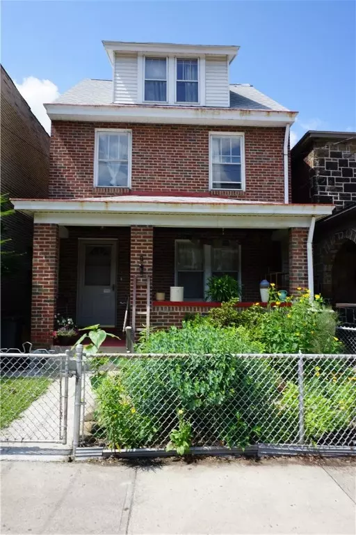 2430 Woodstock Ave, Swissvale, PA 15218