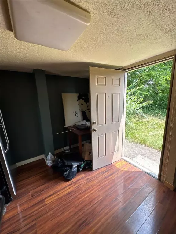 Versailles Boro, PA 15132,5015 Walnut St