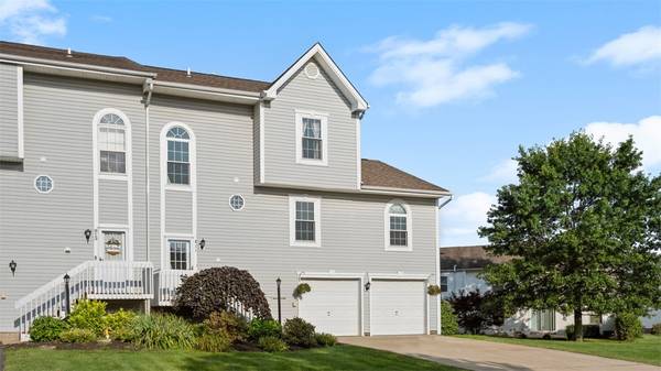 811 Sunset Cir #811, Cranberry Twp, PA 16066