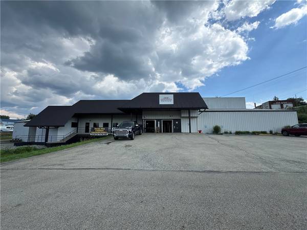 23 W Main Street, Mt Pleasant Boro, PA 15666