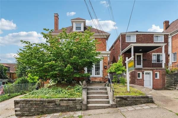 1052 Welfer St, Greenfield, PA 15217