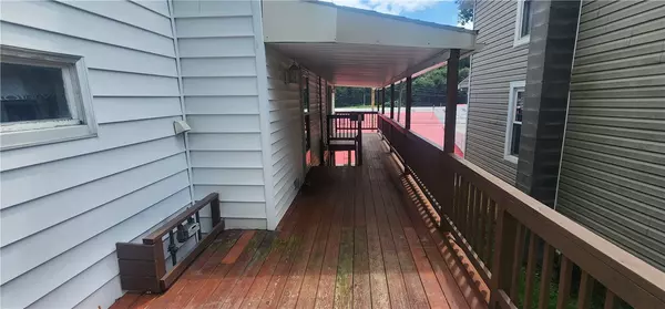 Green/commdre/prchse, PA 15728,224 Laing Ave