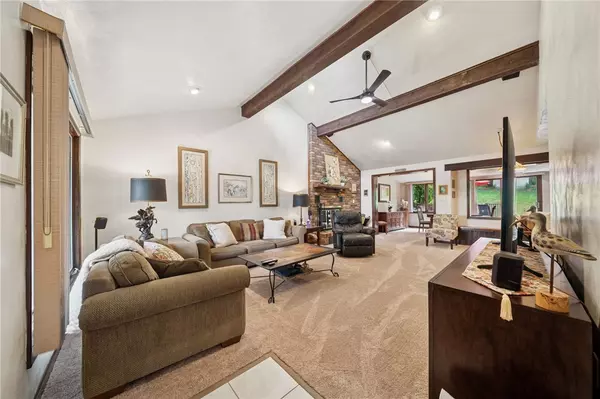 Bethel Park, PA 15102,2807 Tischler Rd