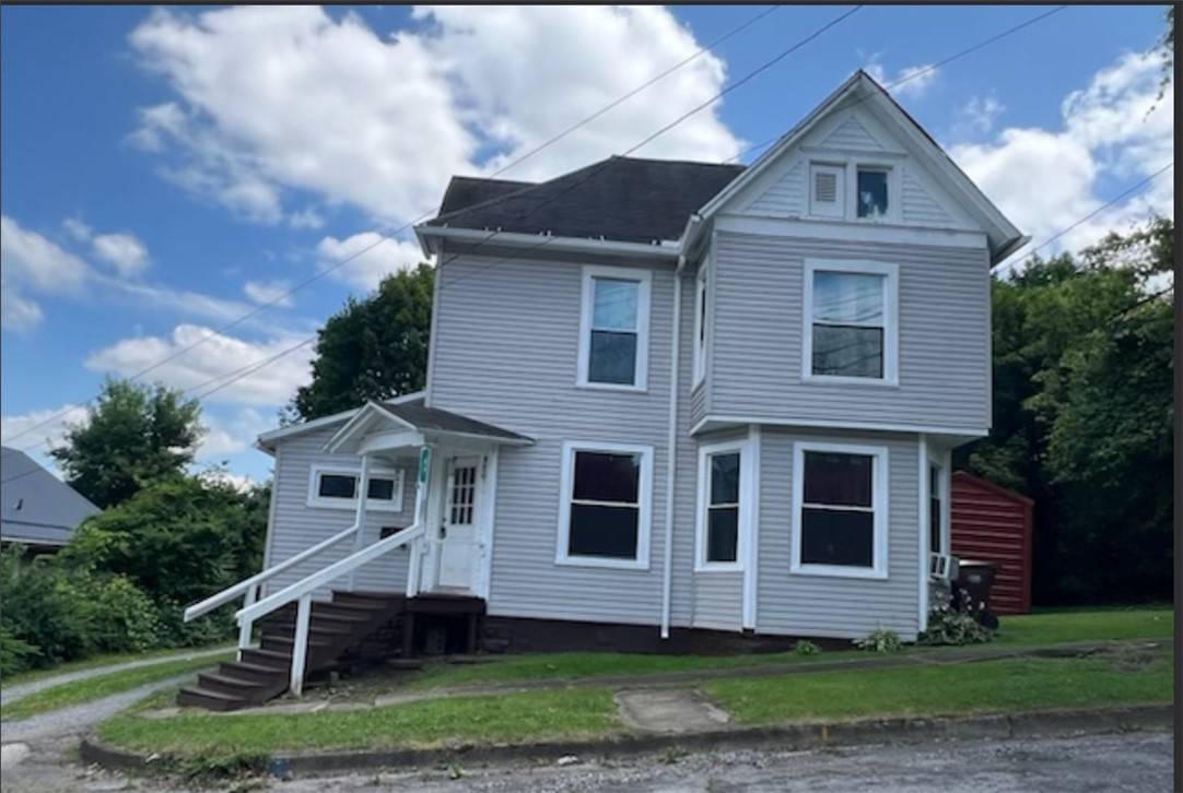 86 W Main St, Greenville Boro, PA 16125