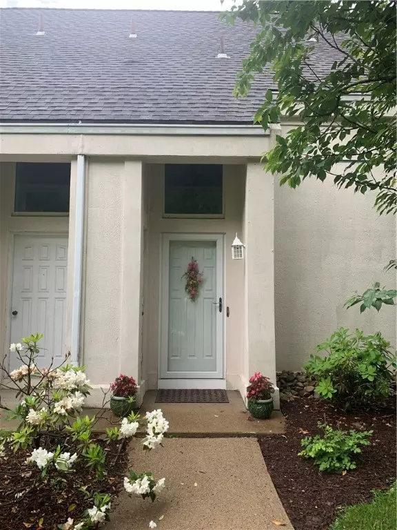 Plum Boro, PA 15147,8 Ridgemead Fields Drive