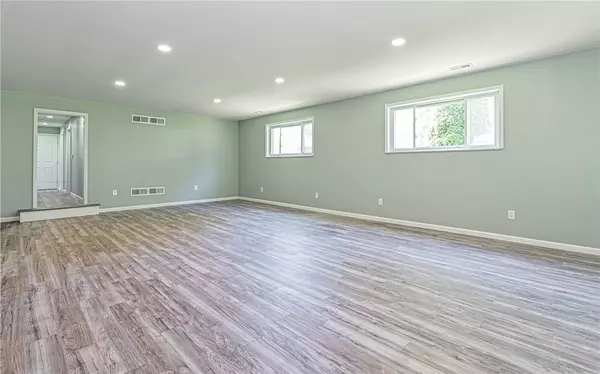 Beaver Falls, PA 15010,301 Thompson Run Rd