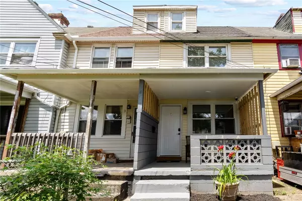 4 Riverside Court, Blawnox, PA 15238