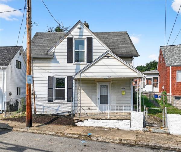 1809 Sundeman St, Troy Hill, PA 15212