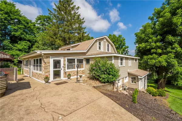 5551 CLAYTONIA DRIVE, Bethel Park, PA 15102
