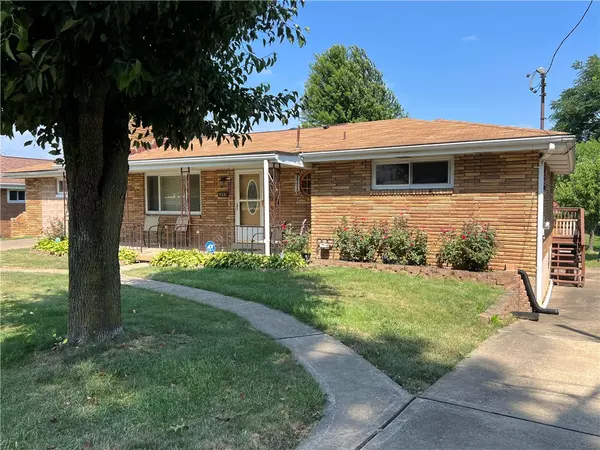 West Mifflin, PA 15122,4321 Everlawn St