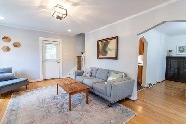 Mt Washington, PA 15211,460 Hallock