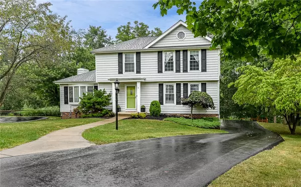 129 Copperwood Dr, Bethel Park, PA 15102