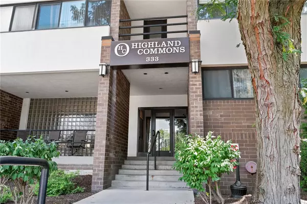 333 S Highland Ave #304, Shadyside, PA 15206