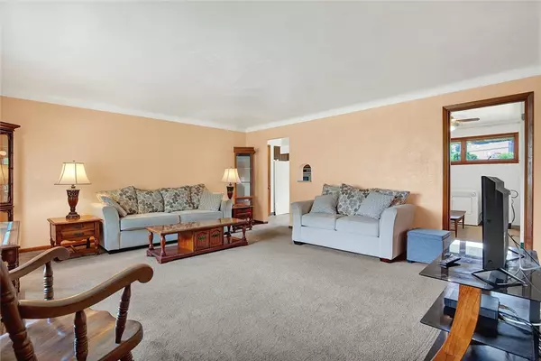 Penn Twp, PA 15642,109 Long Dr