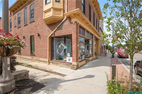 Somerset Boro, PA 15501,127 W Main St
