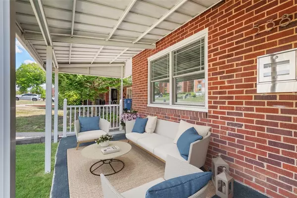 Whitehall, PA 15236,5385 HIGHGROVE RD