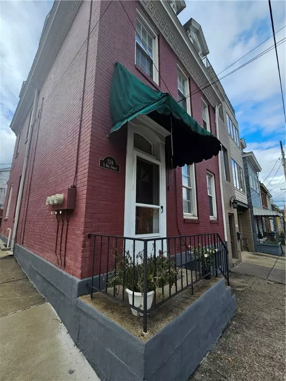 126 S 11th St, South Side, PA 15203