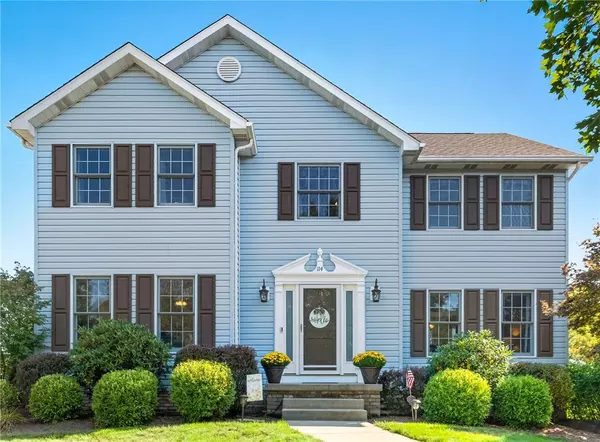 114 Camelot Court, Cranberry Twp, PA 16066