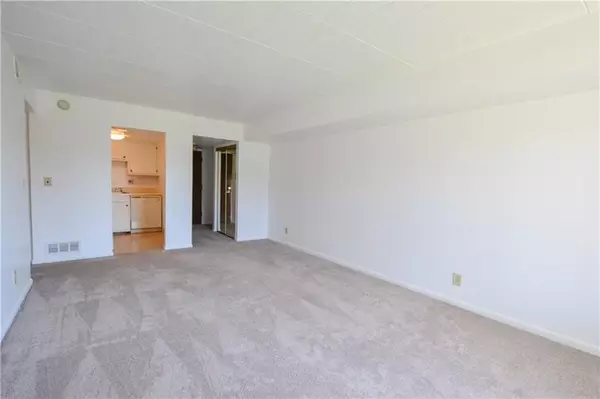 Moon/crescent Twp, PA 15108,312 Forest Green