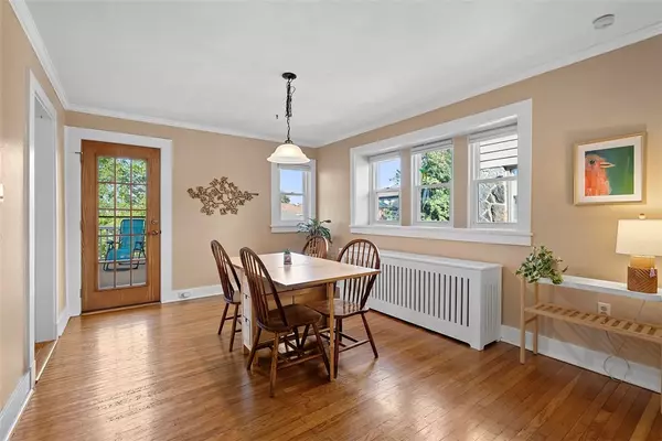 Mt Lebanon, PA 15228,440 Kenmont Ave