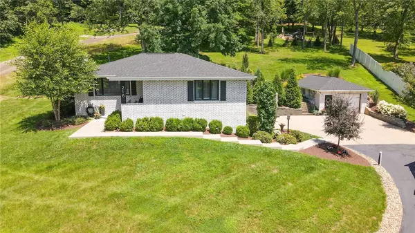 216 McCombs, Peters Twp, PA 15367