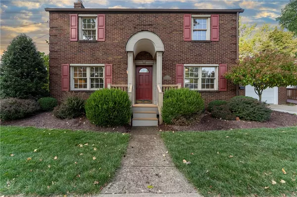 Mt Lebanon, PA 15228,871 Country Club Dr