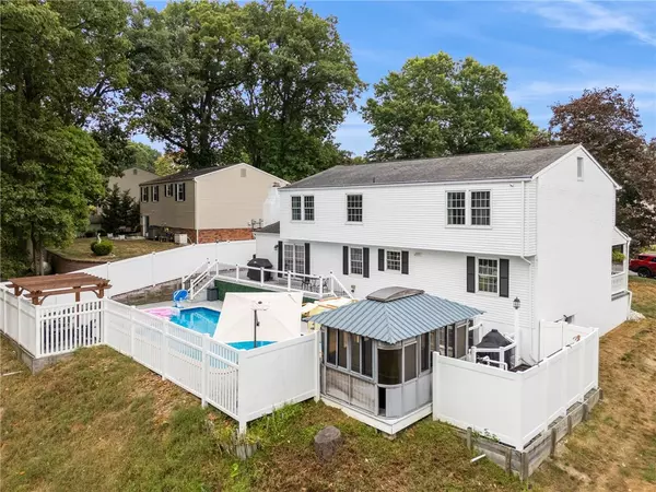 Leet Twp, PA 15143,116 Colonial Dr