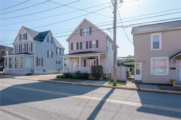 213 Chestnut St, Latrobe, PA 15650