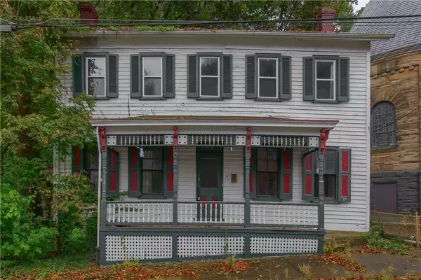 611 S Main St, West End, PA 15220