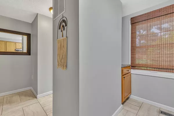 Independence, PA 15001,7204 Lafayette Sq