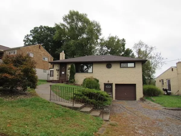 1963 Worcester Drive, Pittsburgh, PA 15243