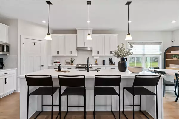 Moon/crescent Twp, PA 15108,114 Marketplace Avenue