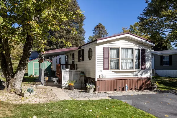 424 Perry Cir, Cranberry Twp, PA 16066