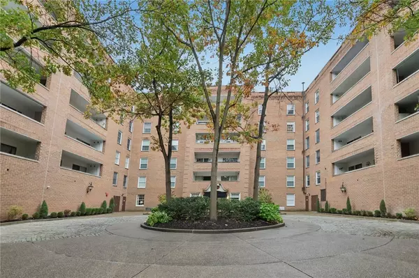 300 Fox Chapel Rd #605, O'hara, PA 15238