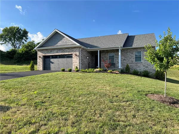 20 Rosemont Dr, South Union Twp, PA 15401