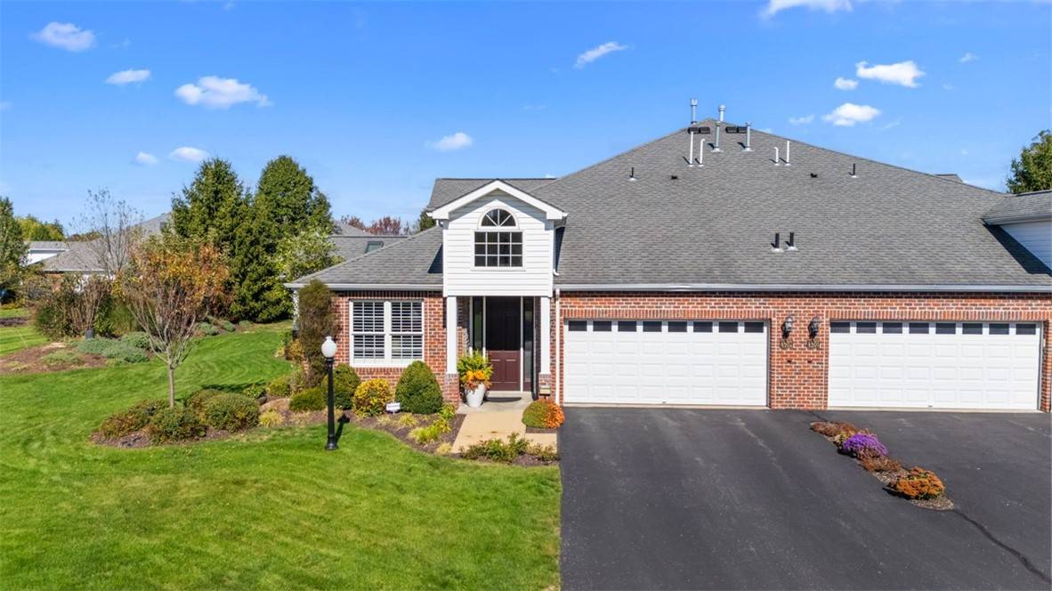4502 Senate Ct, Adams Twp, PA 16059