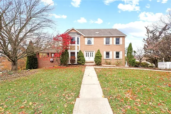 10 Thomas Jefferson Ct, Penn Twp, PA 15642